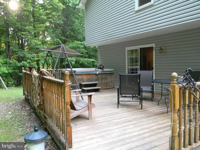 8067 Counselor Road Manassas, VA 20112 - Photo 22 of 30 Deck and Hot Tub Area