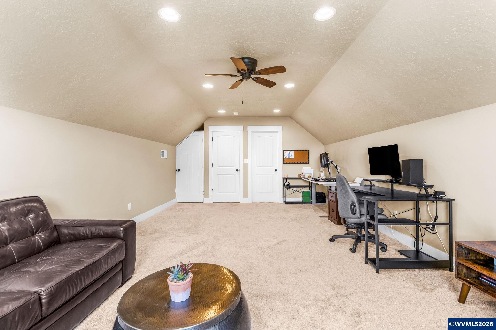 9184 Golf Club Road Southeast Aumsville, OR 97325 - Photo 33 of 44 Gallery Image 33