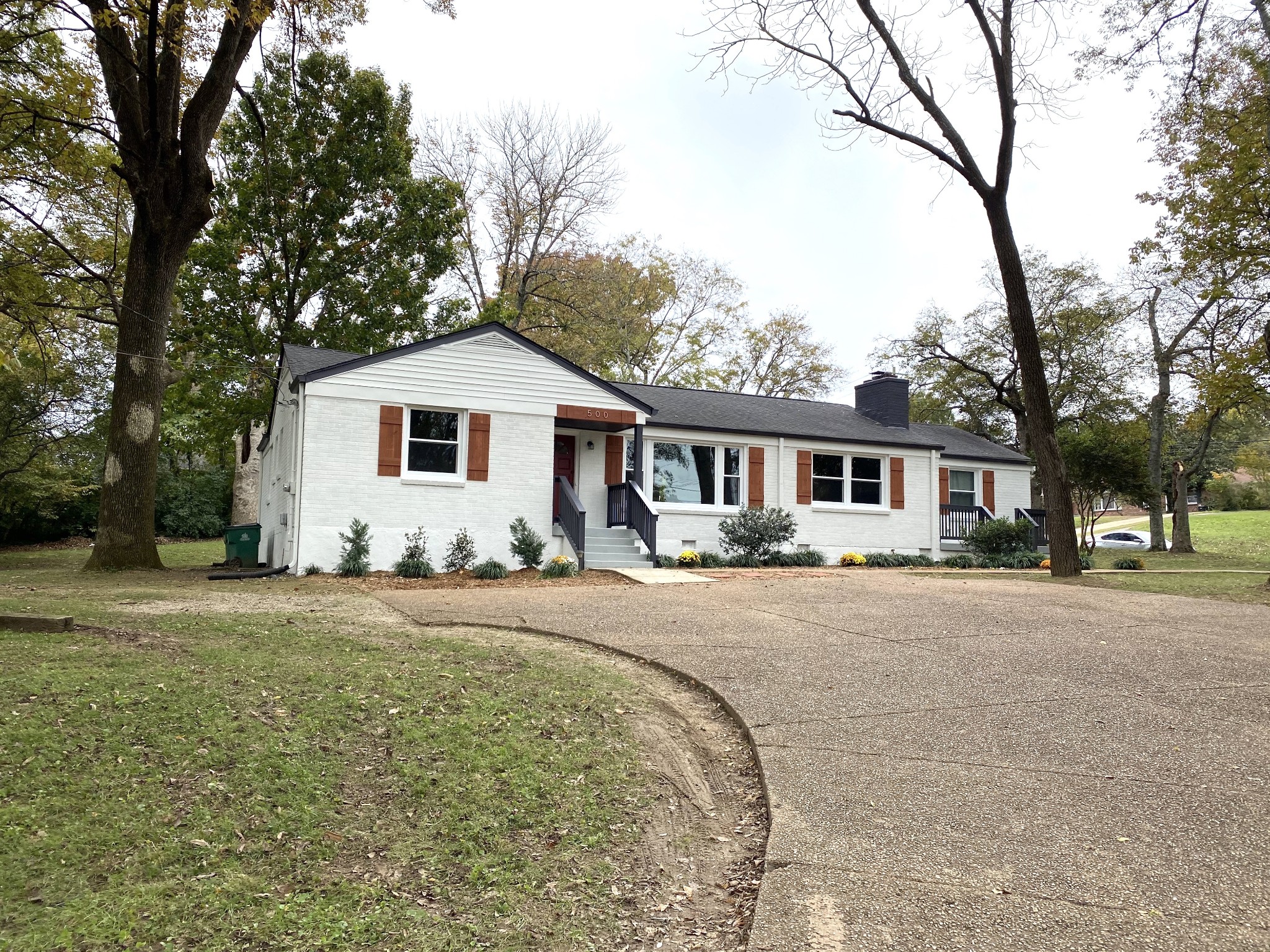 500 Vantrease Road Madison, TN 37115 - Photo 5 of 45 a view of a yard in front of a house with a large tree