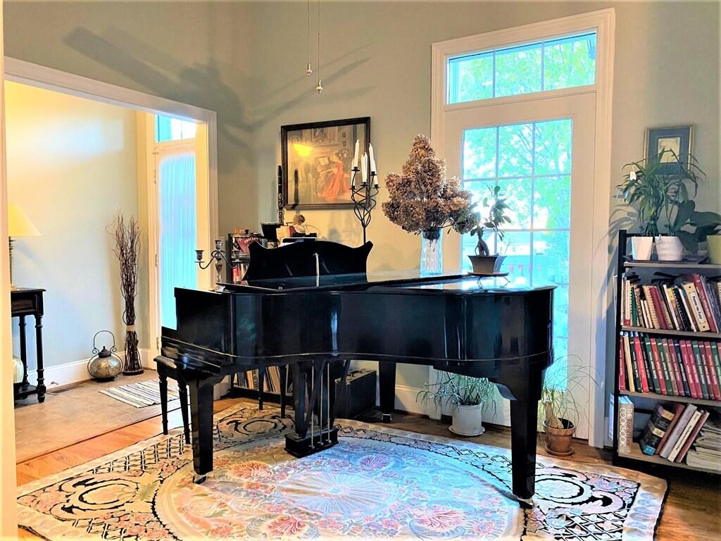 33641 Spring Hill Drive Glade Spring, VA 24340 - Photo 14 of 47 spring h14