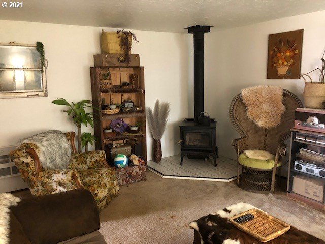 37555 Sandy Heights Street Sandy, OR 97055 - Photo 2 of 12 Gallery Image 2