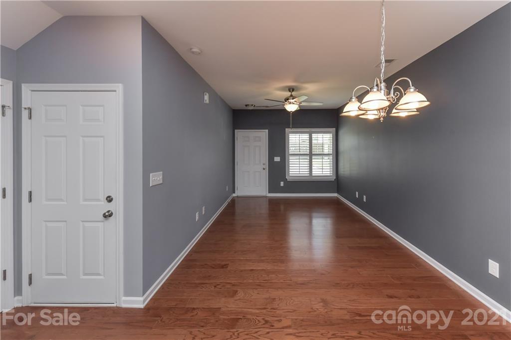 202 Limerick Road, Unit B Mooresville, NC 28115 - Photo 3 of 31 Gallery Image 3