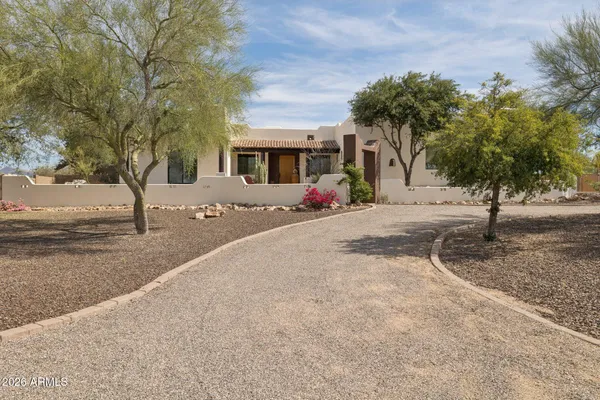 $990,000 | 40627 North 6th Avenue, Phoenix, AZ 85086
