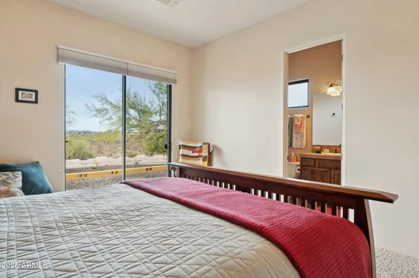 $990,000 | 40627 North 6th Avenue, Phoenix, AZ 85086