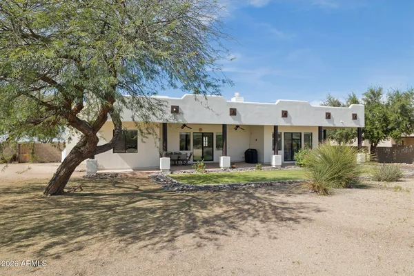 $990,000 | 40627 North 6th Avenue, Phoenix, AZ 85086