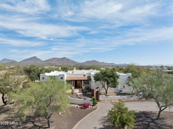 $990,000 | 40627 North 6th Avenue, Phoenix, AZ 85086