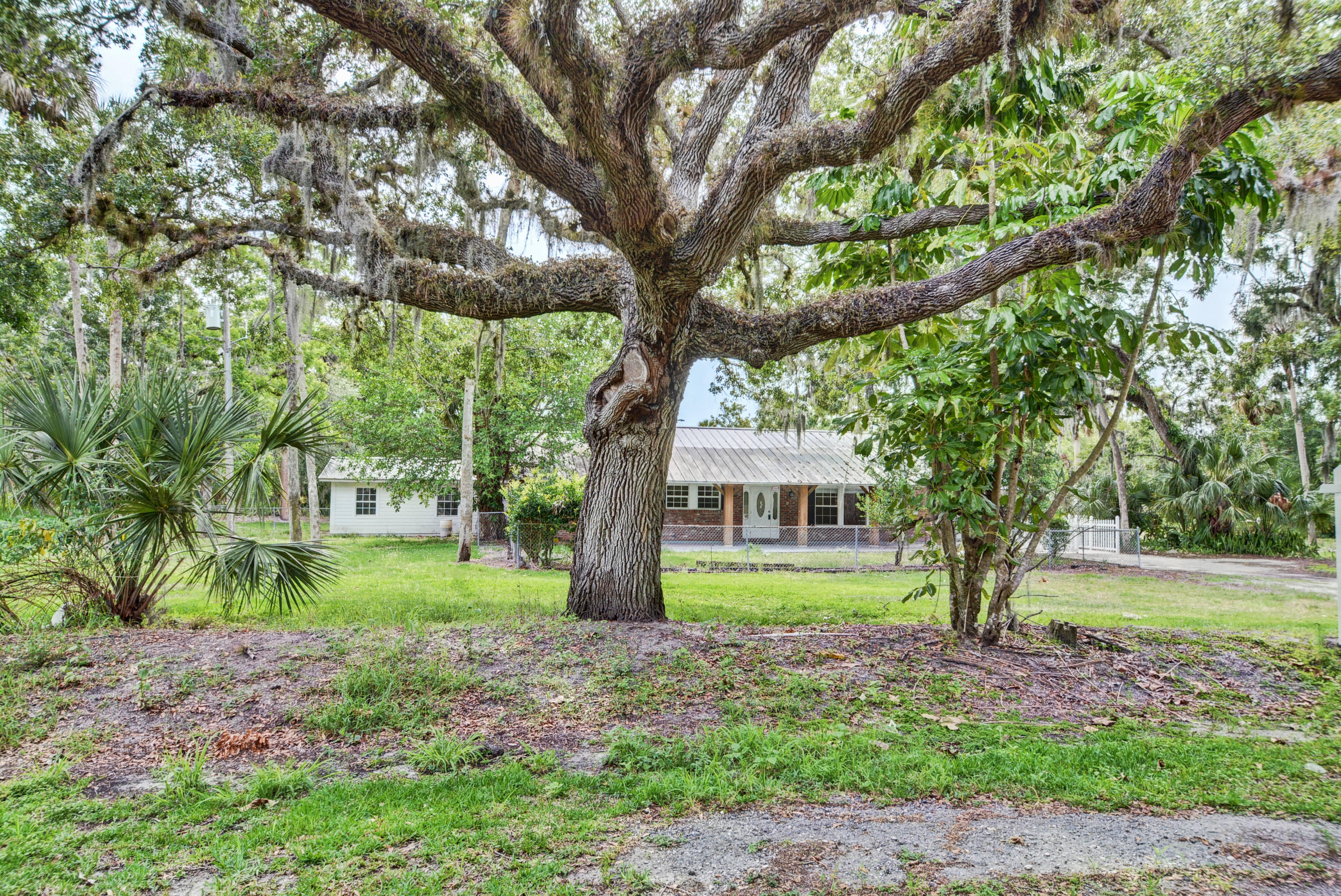3475 Gordy Road Fort Pierce, FL 34945 - Photo 3 of 82 63_710_2564_5_6_7_8 copy
