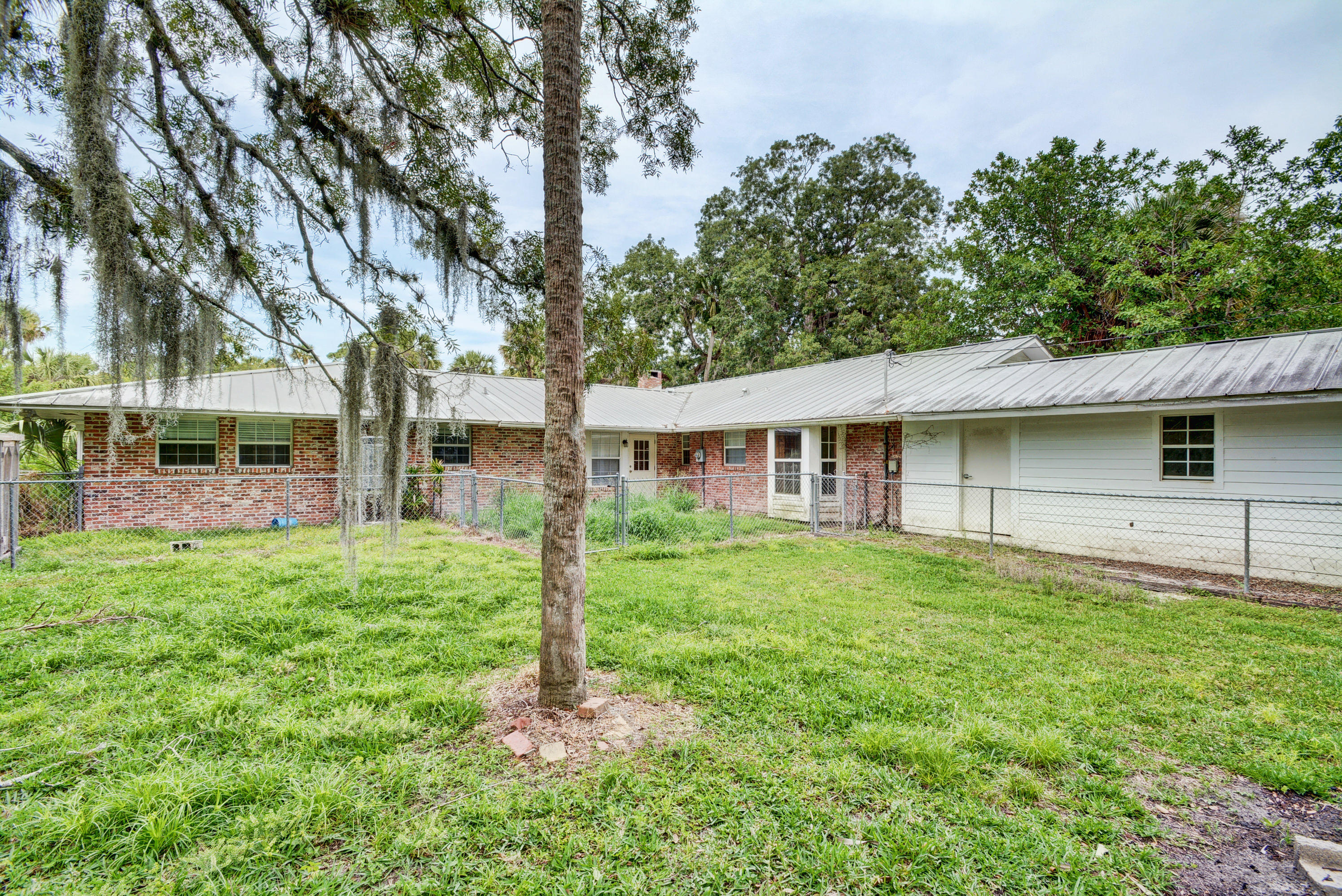 3475 Gordy Road Fort Pierce, FL 34945 - Photo 55 of 82 12_710_2229_30_31_32_33