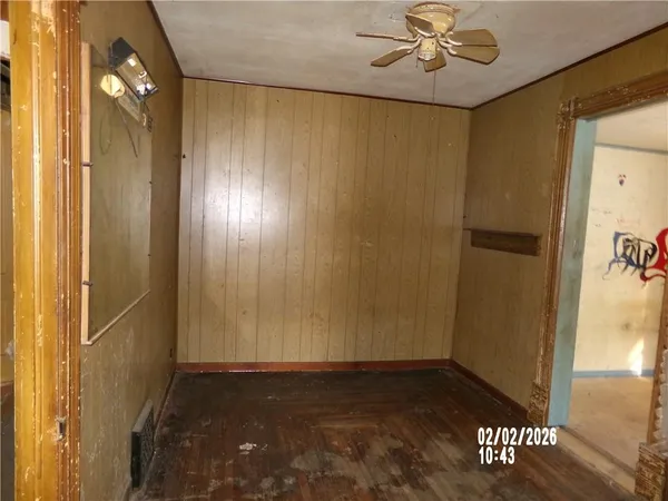 $12,000 | 441 Walnut Street, Cowgill, MO 64637