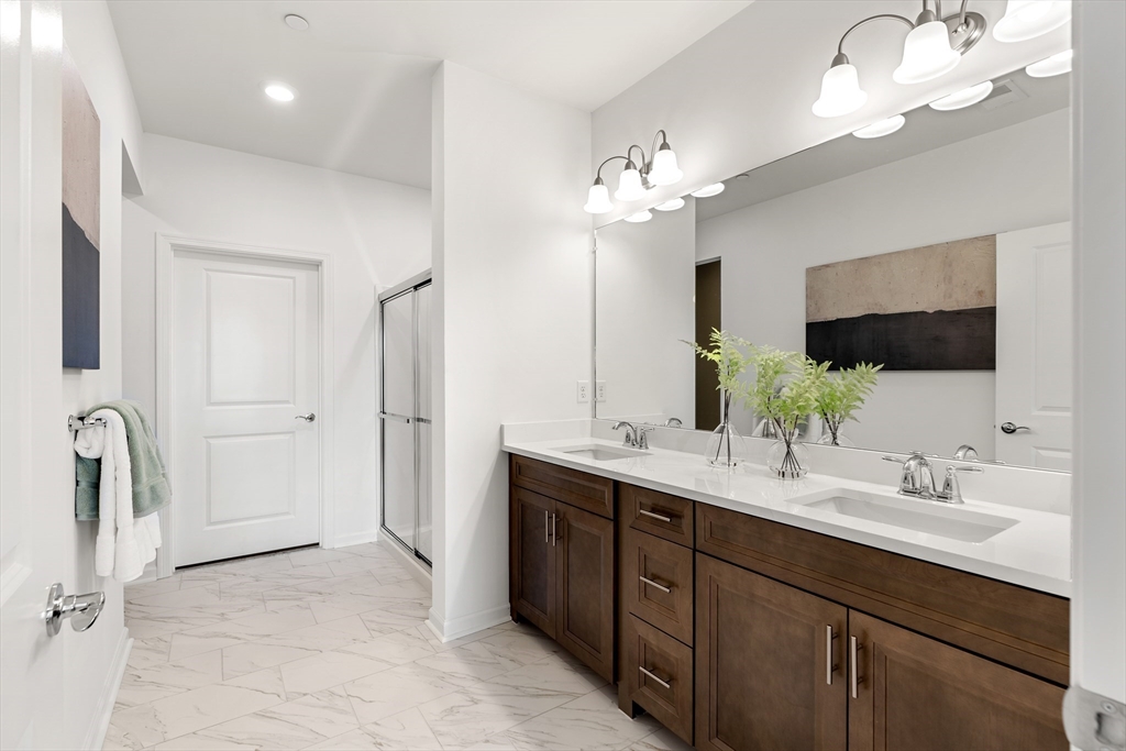 320 Martins Landing, Unit 107 North Reading, MA 01864 - Photo 18 of 36