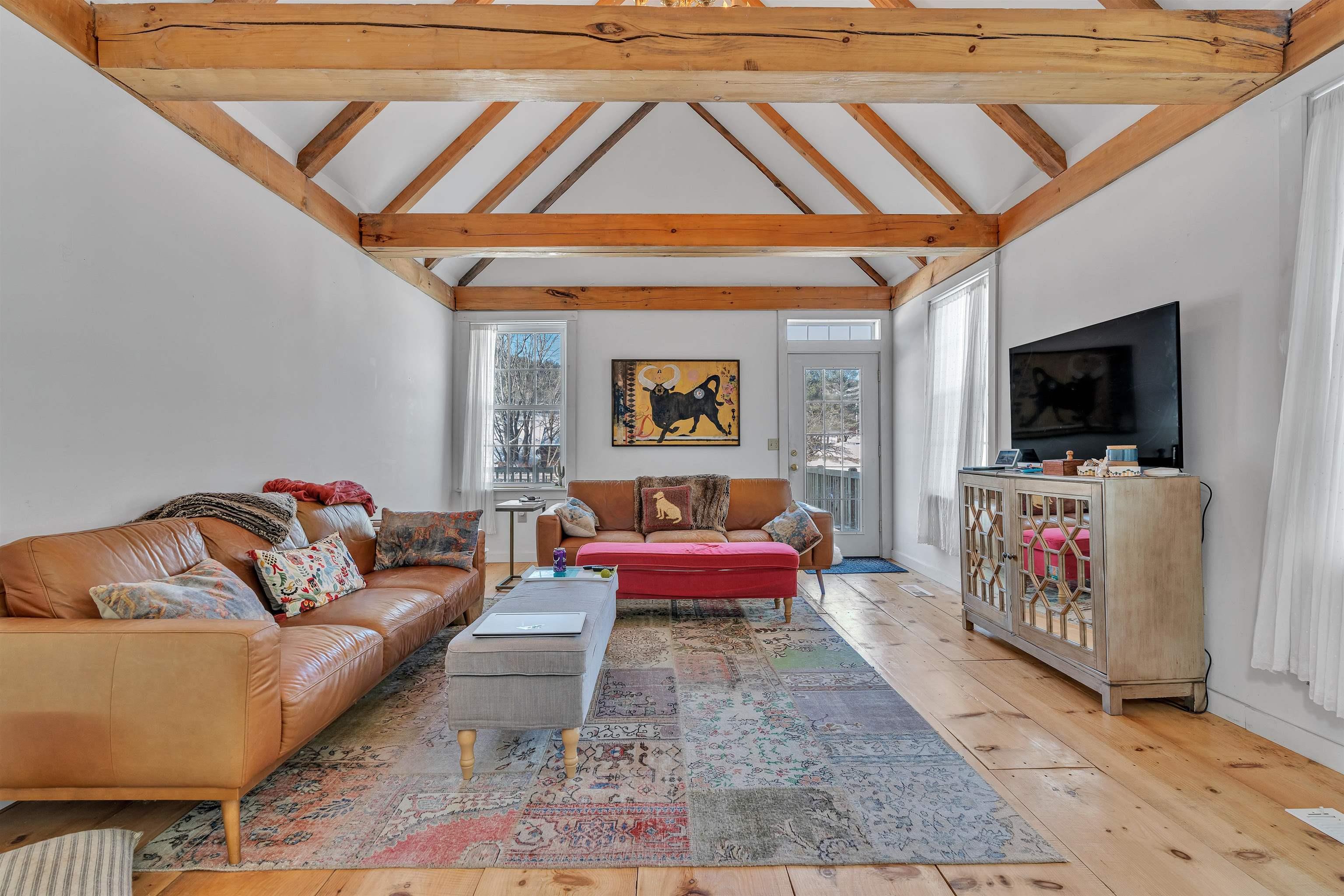 8754 Pomfret Road Pomfret, VT 05084 - Photo 23 of 40