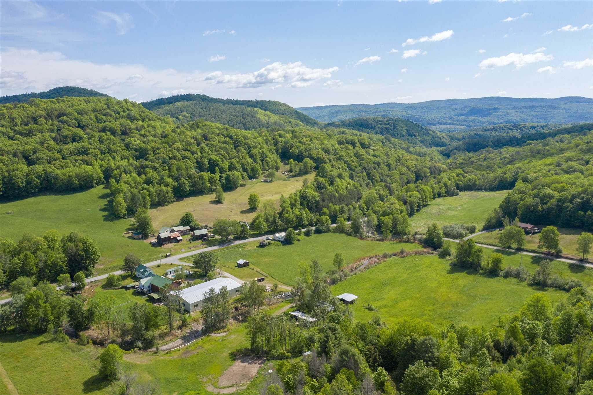 8754 Pomfret Road Pomfret, VT 05084 - Photo 35 of 40