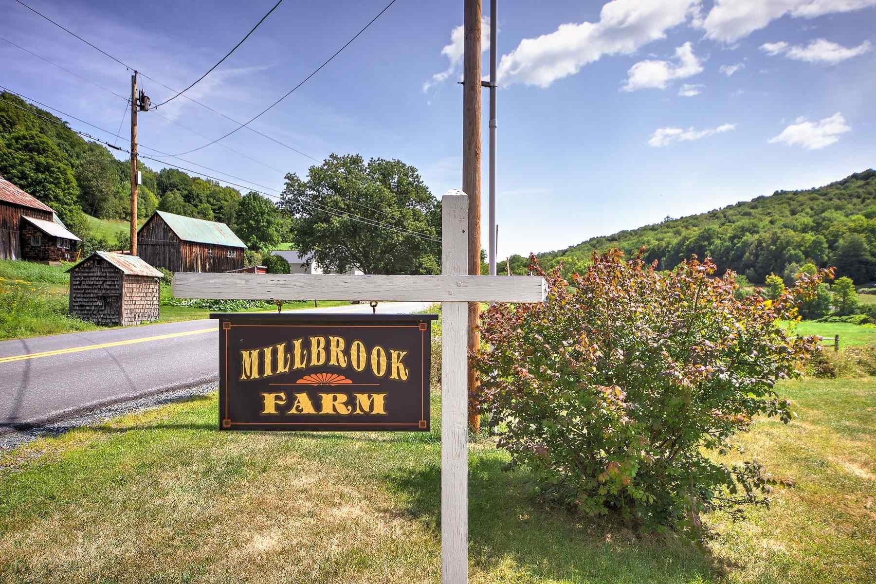 8754 Pomfret Road Pomfret, VT 05084 - Photo 4 of 40
