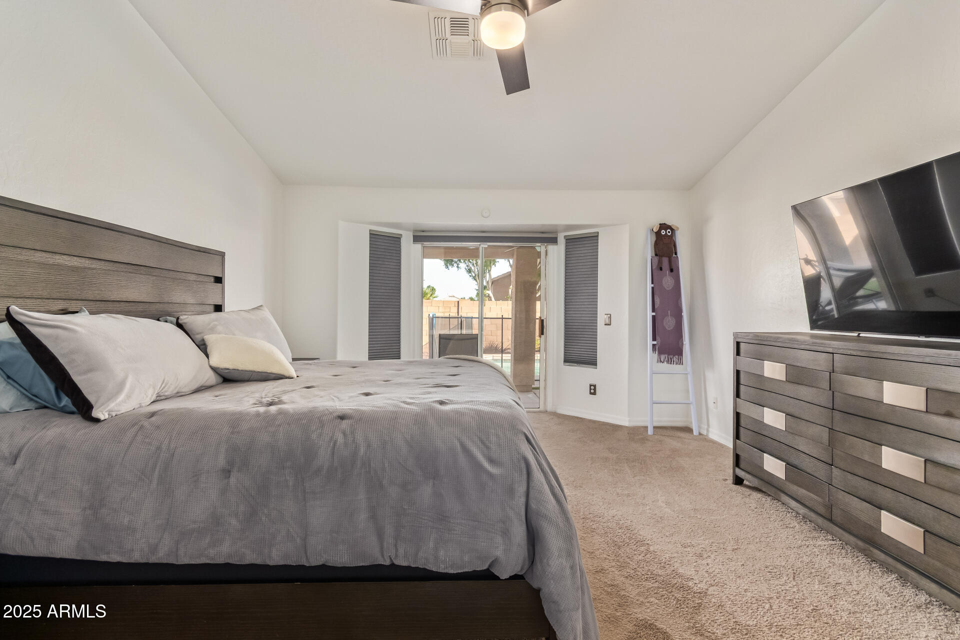 1858 West Leah Lane Gilbert, AZ 85233 - Photo 16 of 35 Master