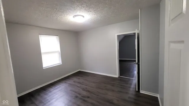 $945 | 655 Birch Avenue, Indianapolis, IN 46221