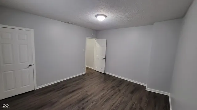 $945 | 655 Birch Avenue, Indianapolis, IN 46221