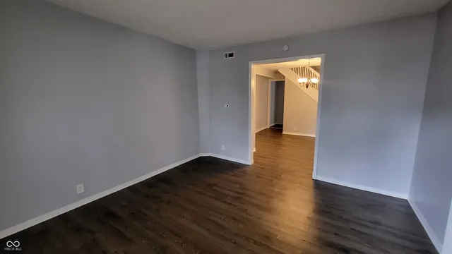 $945 | 655 Birch Avenue, Indianapolis, IN 46221