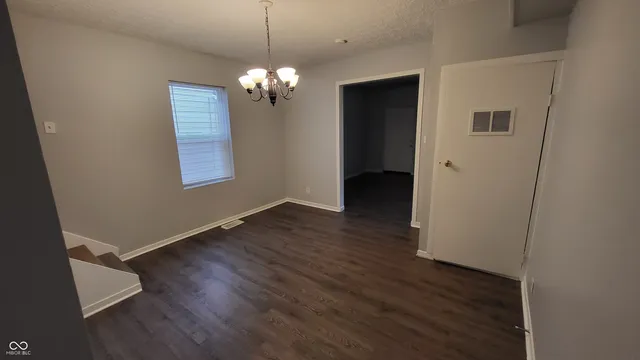 $899 | 655 Birch Avenue, Indianapolis, IN 46221