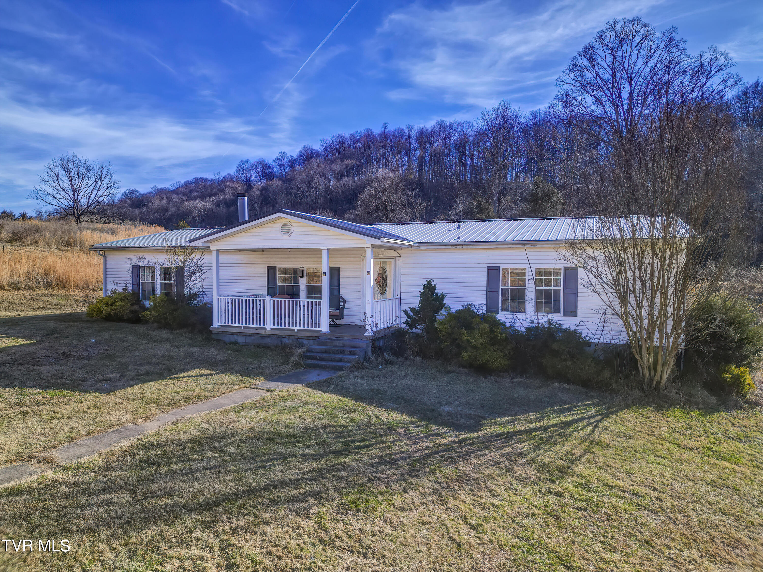 2294 Island Road Blountville, TN 37617 - Photo 2 of 41 2294 Island Rd (2)