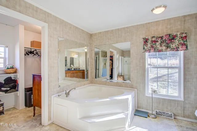 $259,900 | 2294 Island Road, Blountville, TN 37617