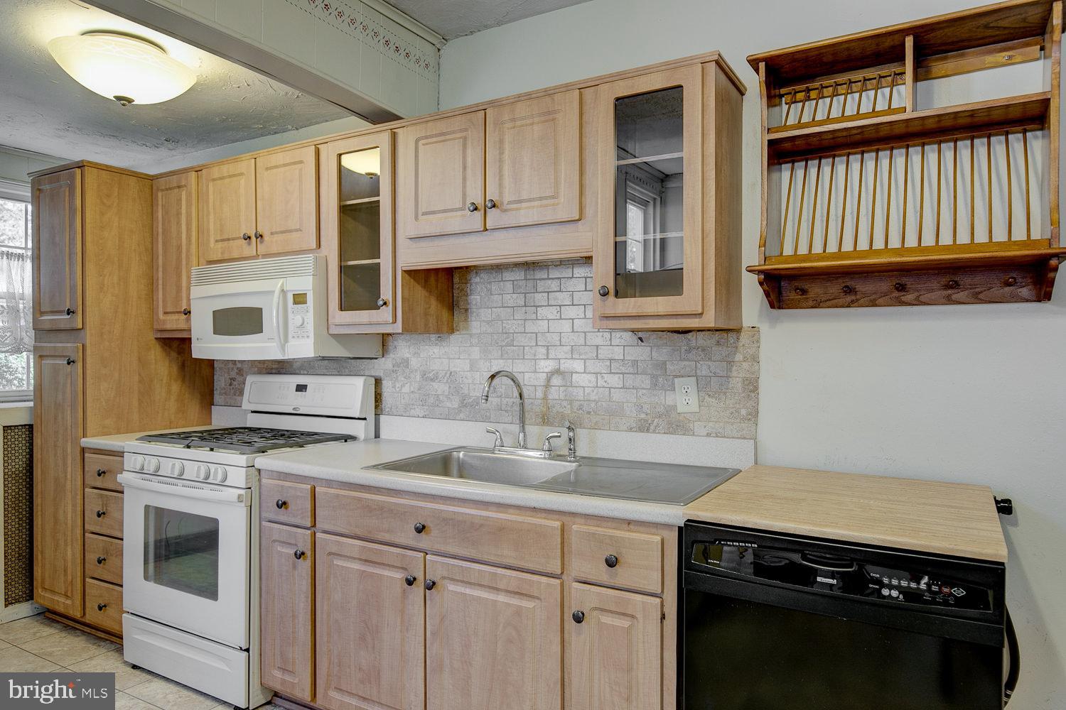 2931 Rising Sun Road Ardmore, PA 19003 - Photo 13 of 27 Plenty Of Counter space