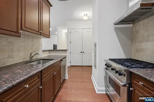 $698,000 | 1314 The Plaza, Tenafly, NJ 07670