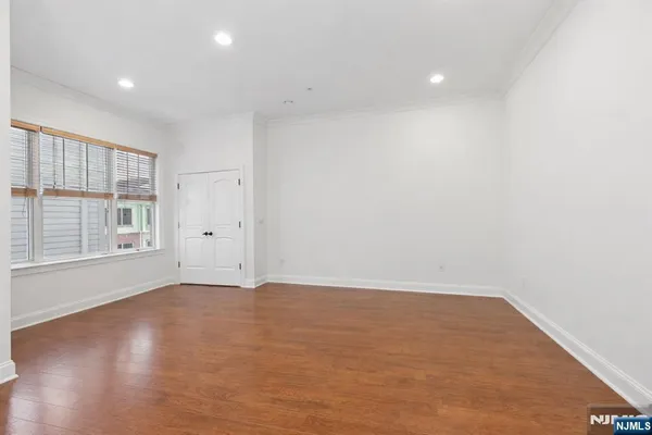$698,000 | 1314 The Plaza, Tenafly, NJ 07670