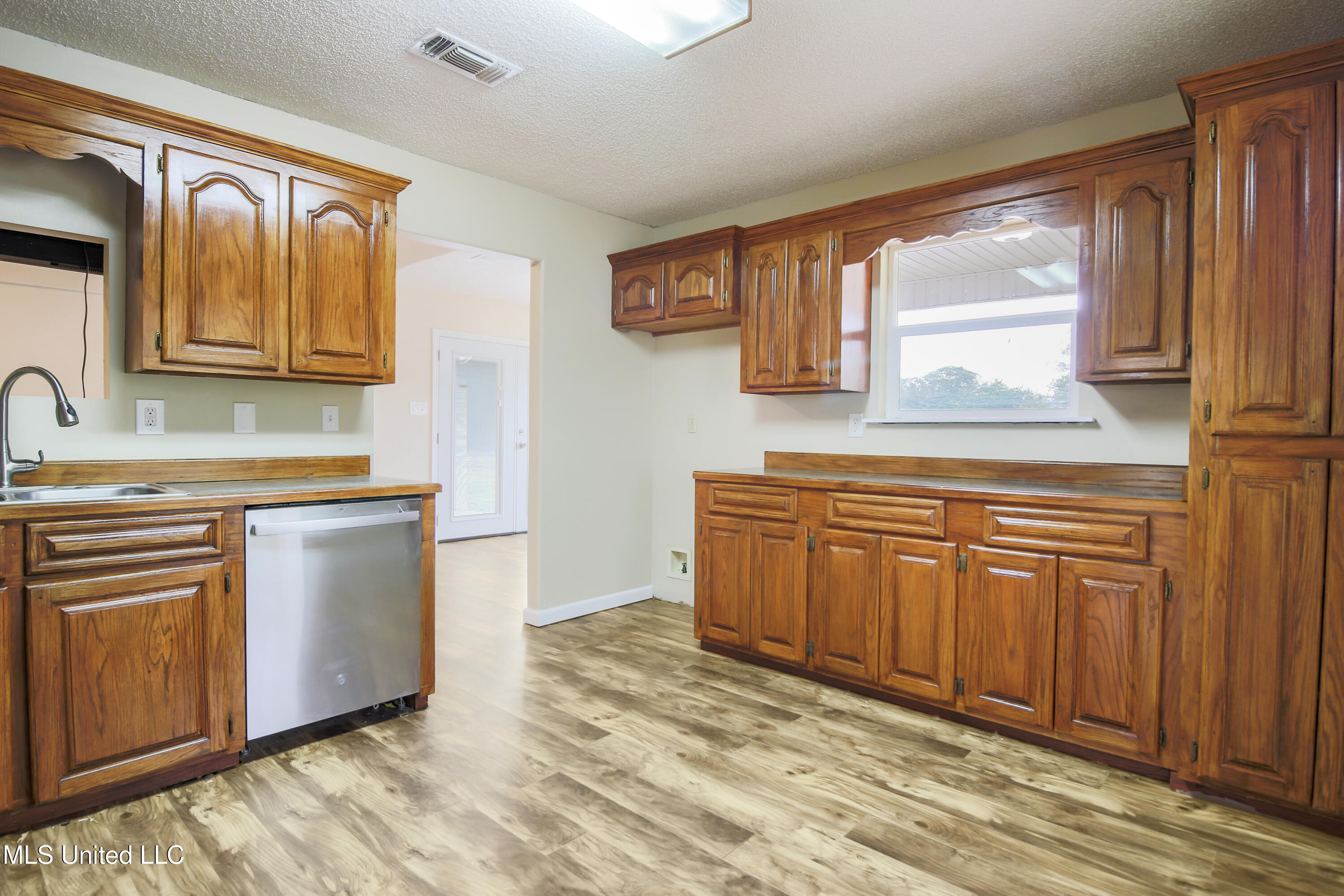 23156 Tally Shaw Road Perkinston, MS 39573 - Photo 11 of 36 IMG_7455