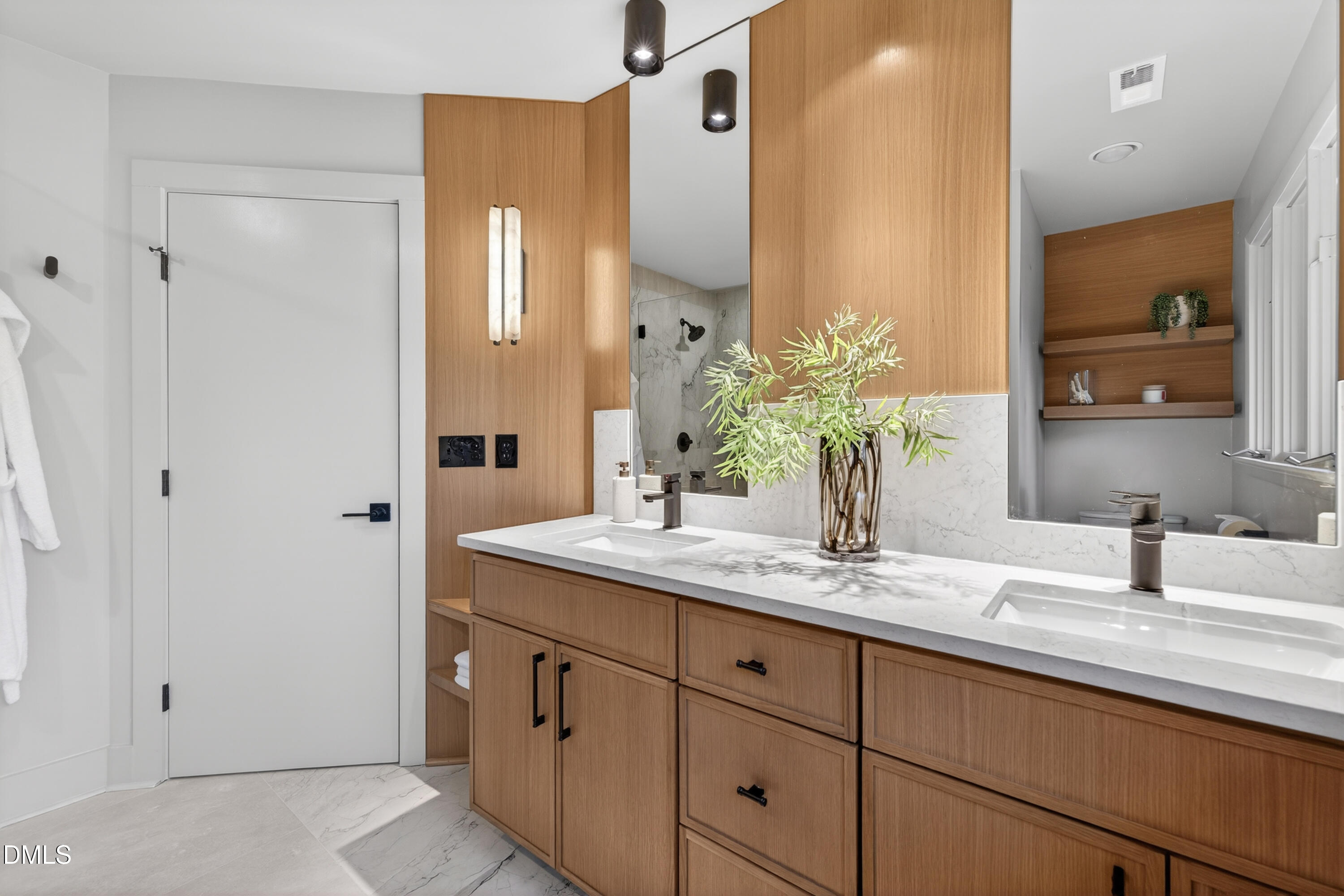 3601 Swann Street Raleigh, NC 27612 - Photo 35 of 43 3601 Swann St Raleigh-36