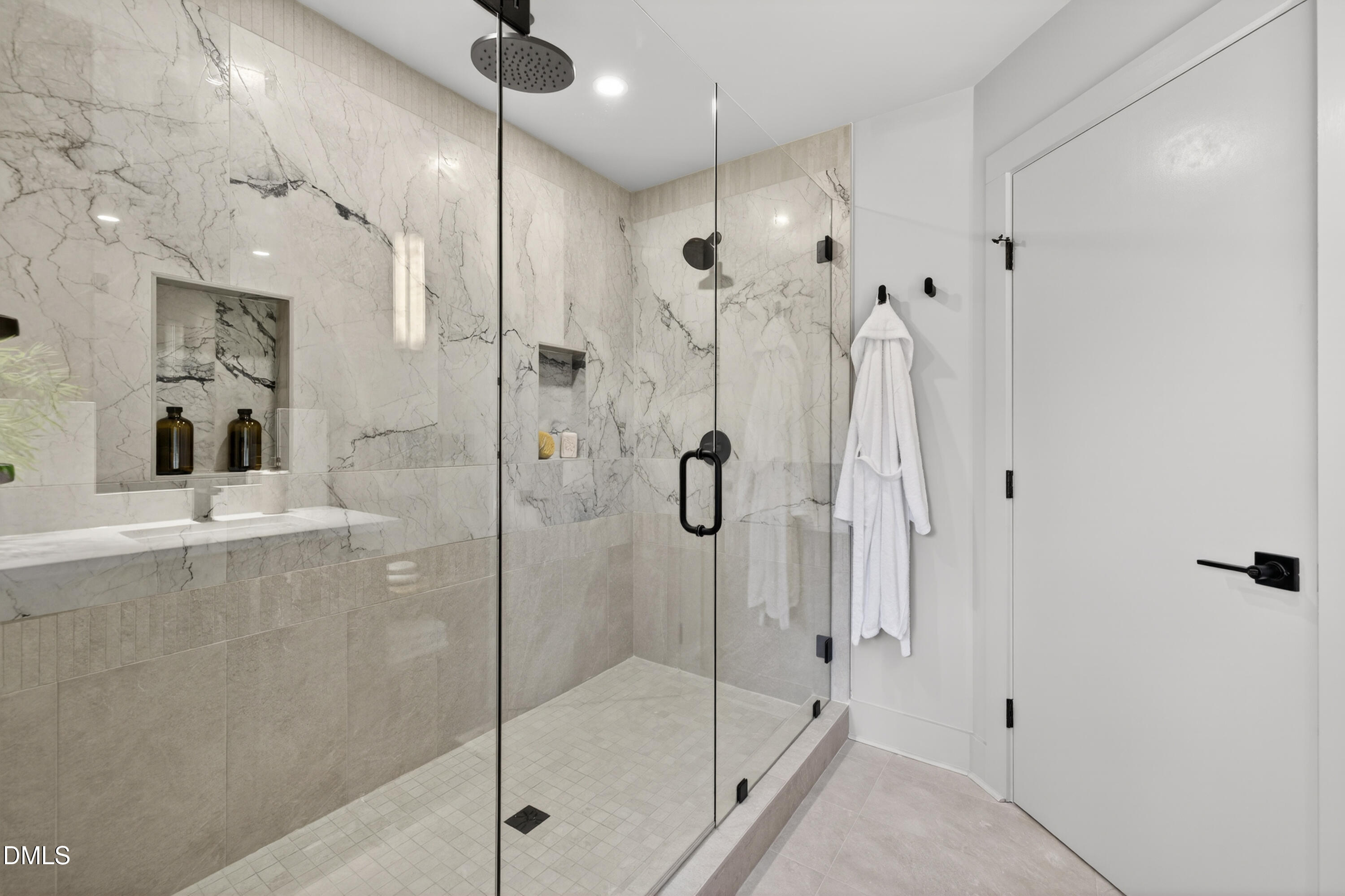 3601 Swann Street Raleigh, NC 27612 - Photo 36 of 43 3601 Swann St Raleigh-37