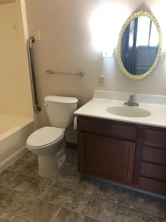 $637 | 1851 26th Street, Unit 15, Slayton, MN 56172