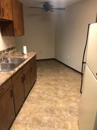 $637 | 1851 26th Street, Unit 15, Slayton, MN 56172