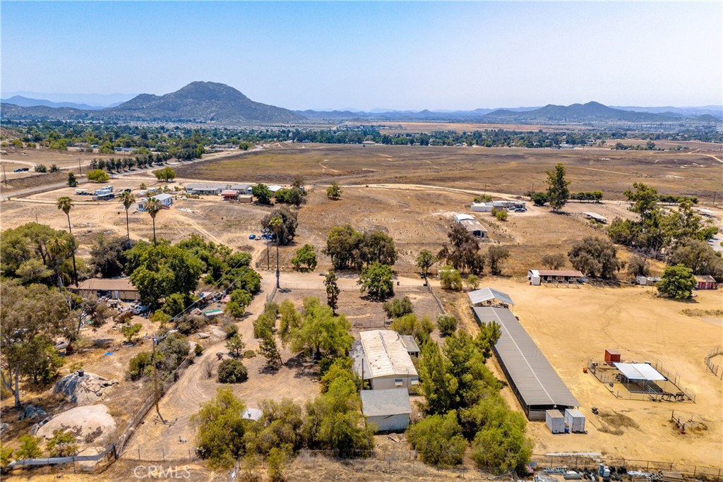 24363 Briggs Road Menifee, CA 92585 - Photo 20 of 36