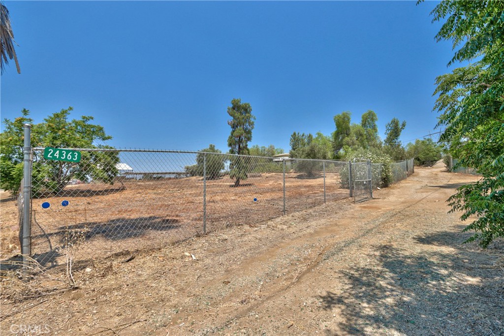 24363 Briggs Road Menifee, CA 92585 - Photo 35 of 36