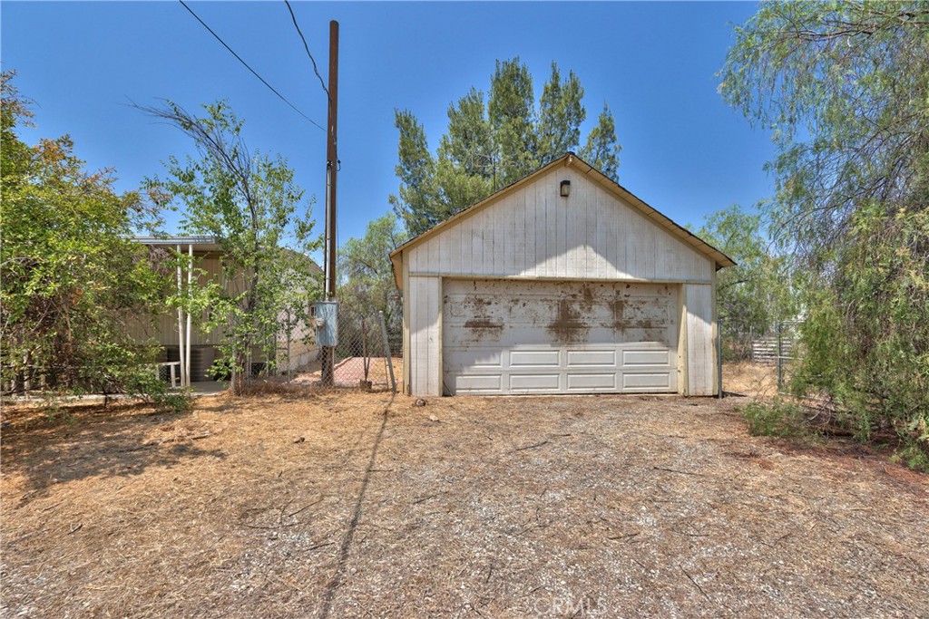 24363 Briggs Road Menifee, CA 92585 - Photo 5 of 36