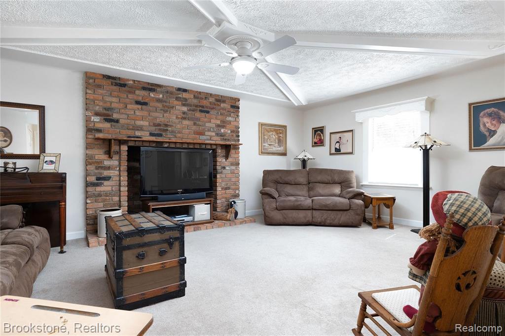 25954 22 Mile Road Chesterfield, MI 48051 - Photo 6 of 33
