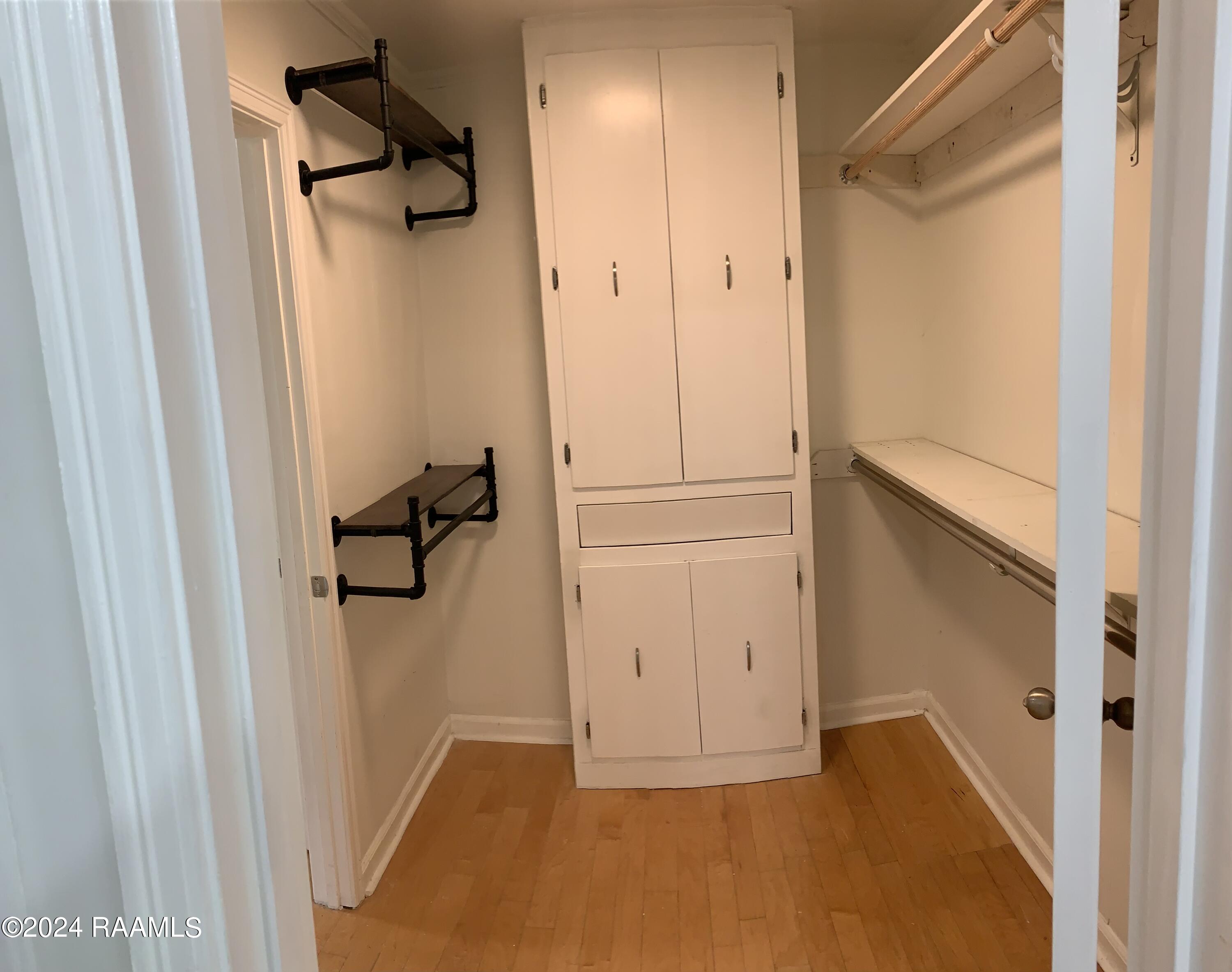 416 Maryview Farm Road Lafayette, LA 70507 - Photo 12 of 26 Master Closet