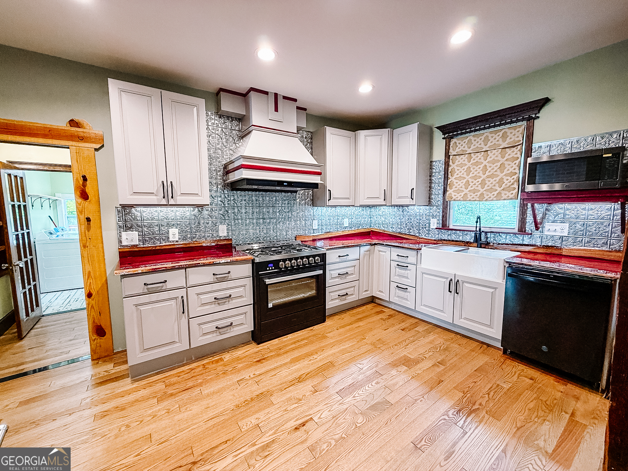 68 Spring Street Newnan, GA 30263 - Photo 23 of 33