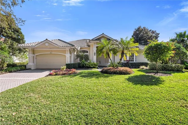 $1,750,000 | 968 Spanish Moss Trail, Naples, FL 34108