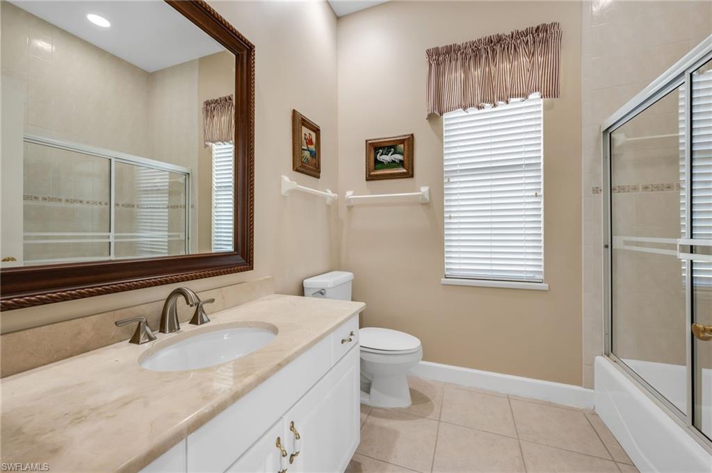 968 Spanish Moss Trail Naples, FL 34108 - Photo 24 of 27 Jack and Jill Bathroom