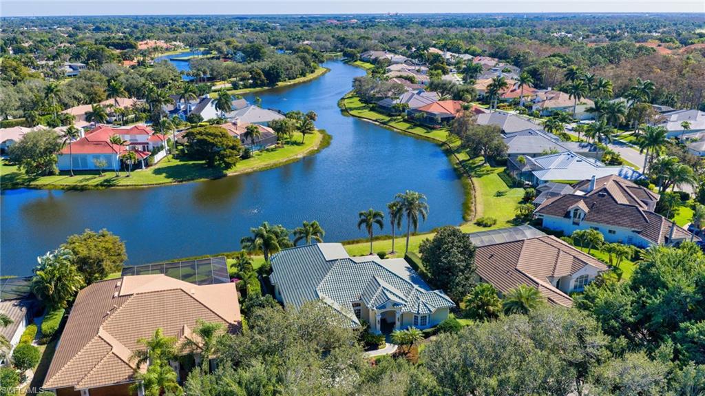 968 Spanish Moss Trail Naples, FL 34108 - Photo 3 of 27 Aerial 1