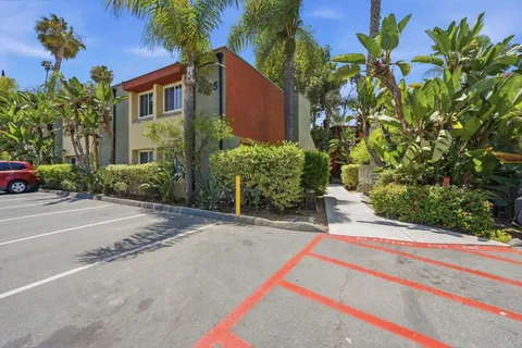 $426,000 | 4465 Home Avenue, Unit 4, San Diego, CA 92105