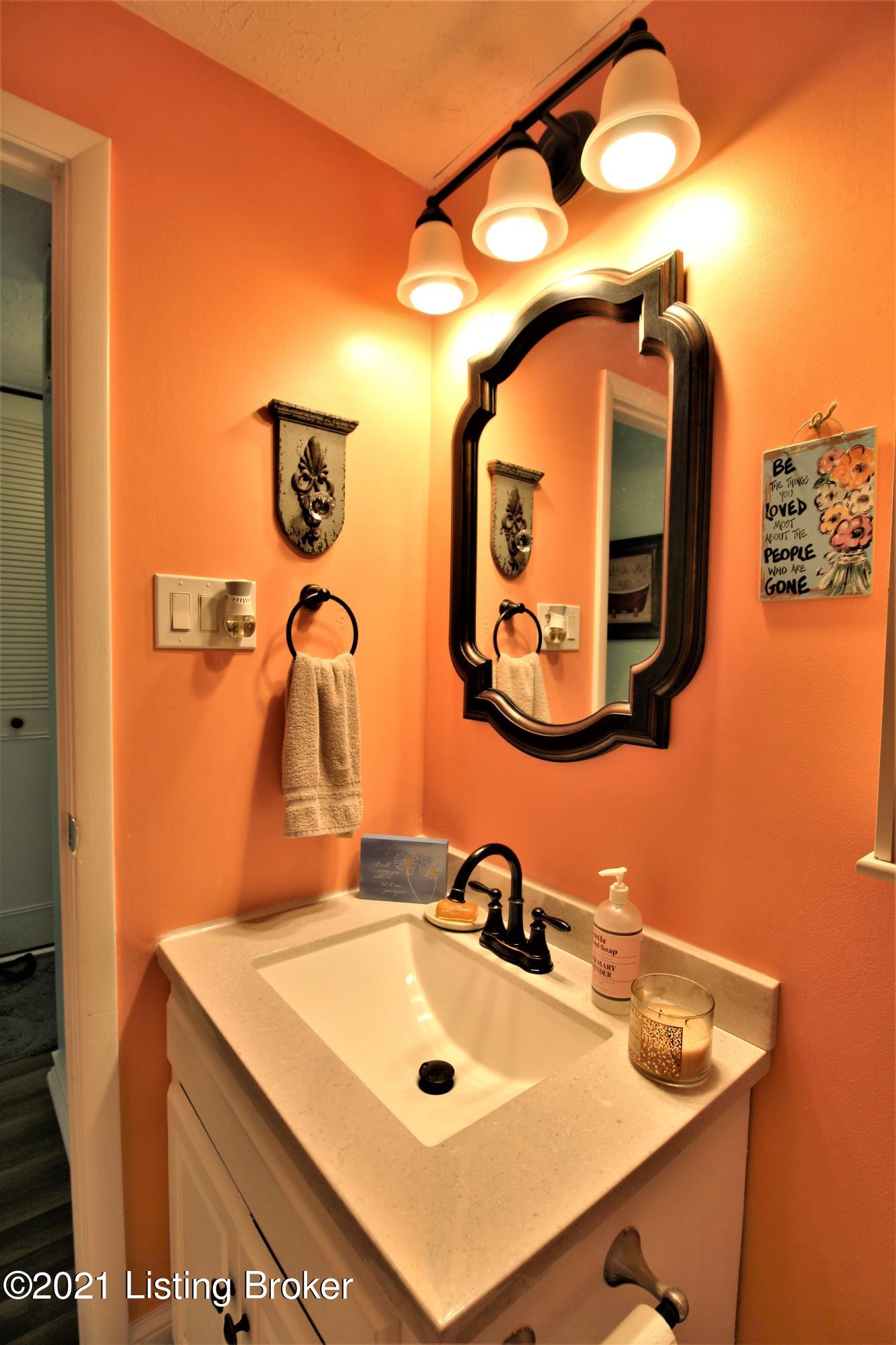 8306 Roseborough Road Louisville, KY 40228 - Photo 14 of 27 Bathroom