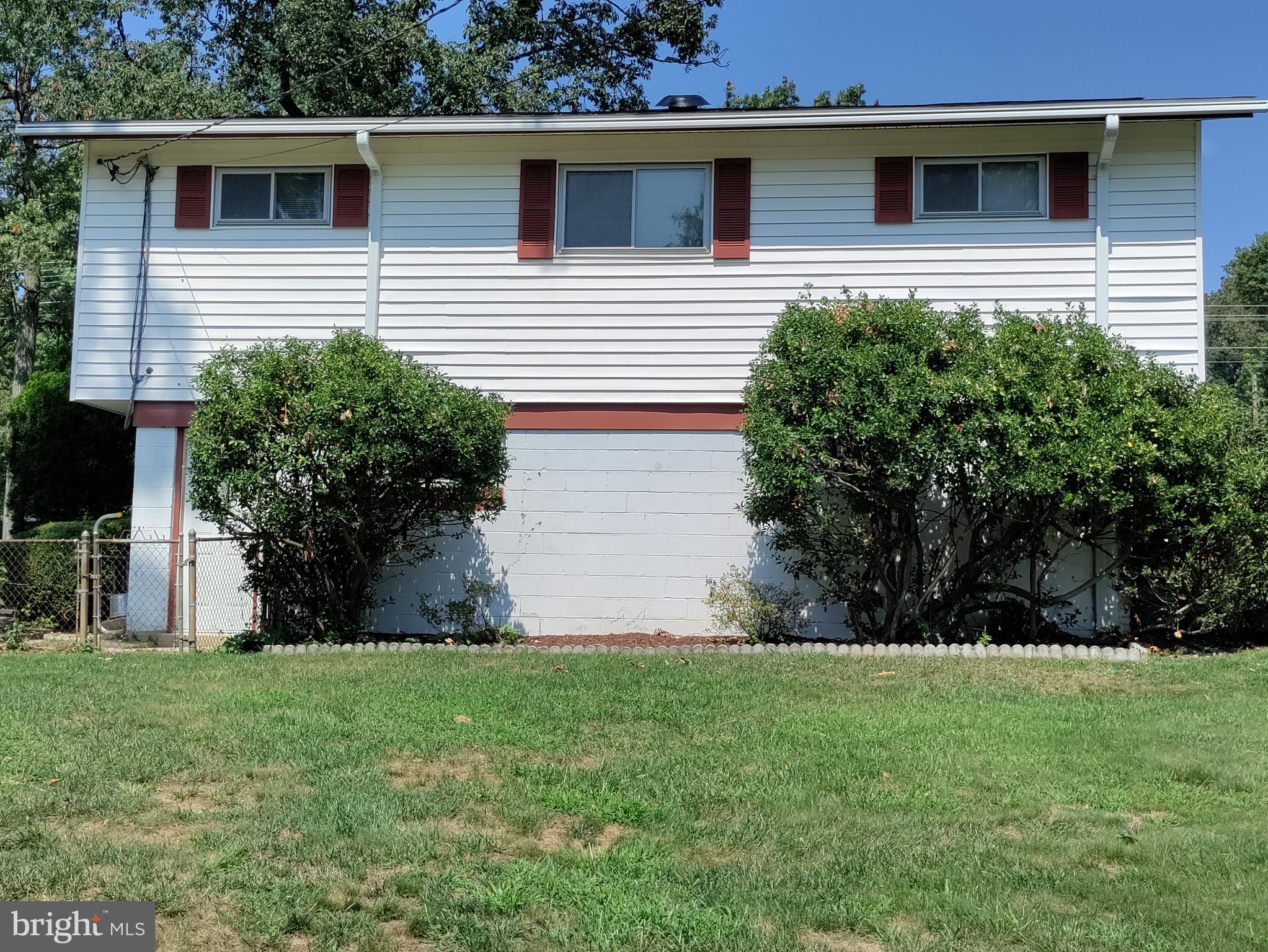 15800 Kerr Road Laurel, MD 20707 - Photo 3 of 8 Side view