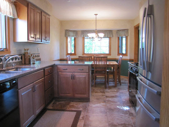 616 Pin Oak Road Rockton, IL 61072 - Photo 2 of 11 Gallery Image 2