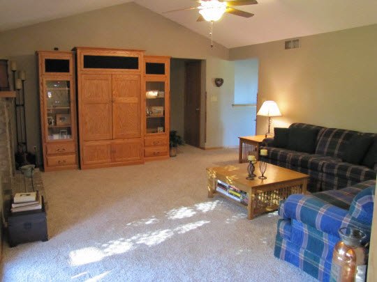 616 Pin Oak Road Rockton, IL 61072 - Photo 4 of 11 Gallery Image 4
