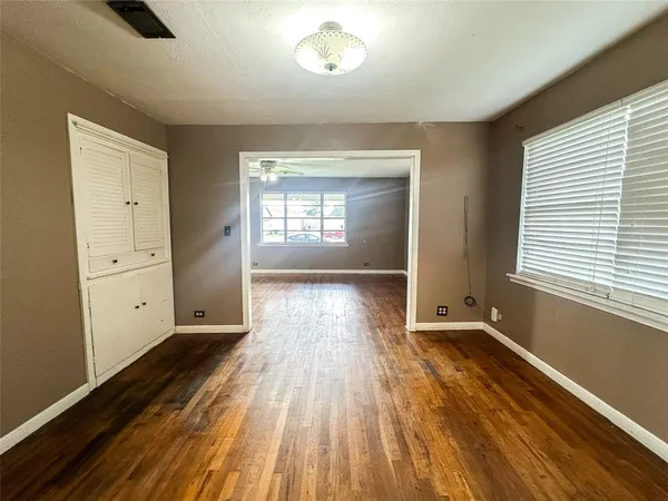 $199,900 | 407 Bremond Street, Franklin, TX 77856