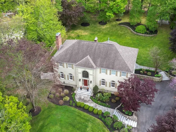 $1,985,000 | 28 Hearthstone Place, Andover, MA 01810