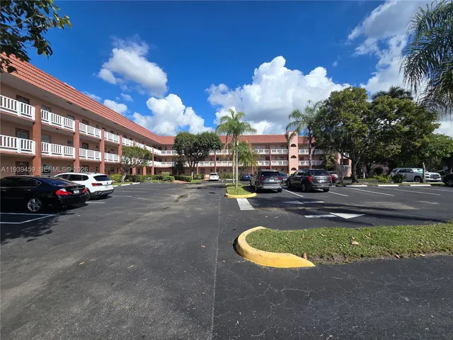 $65,449 | 9441 Sunrise Lakes Boulevard, Unit 108, Sunrise, FL 33322