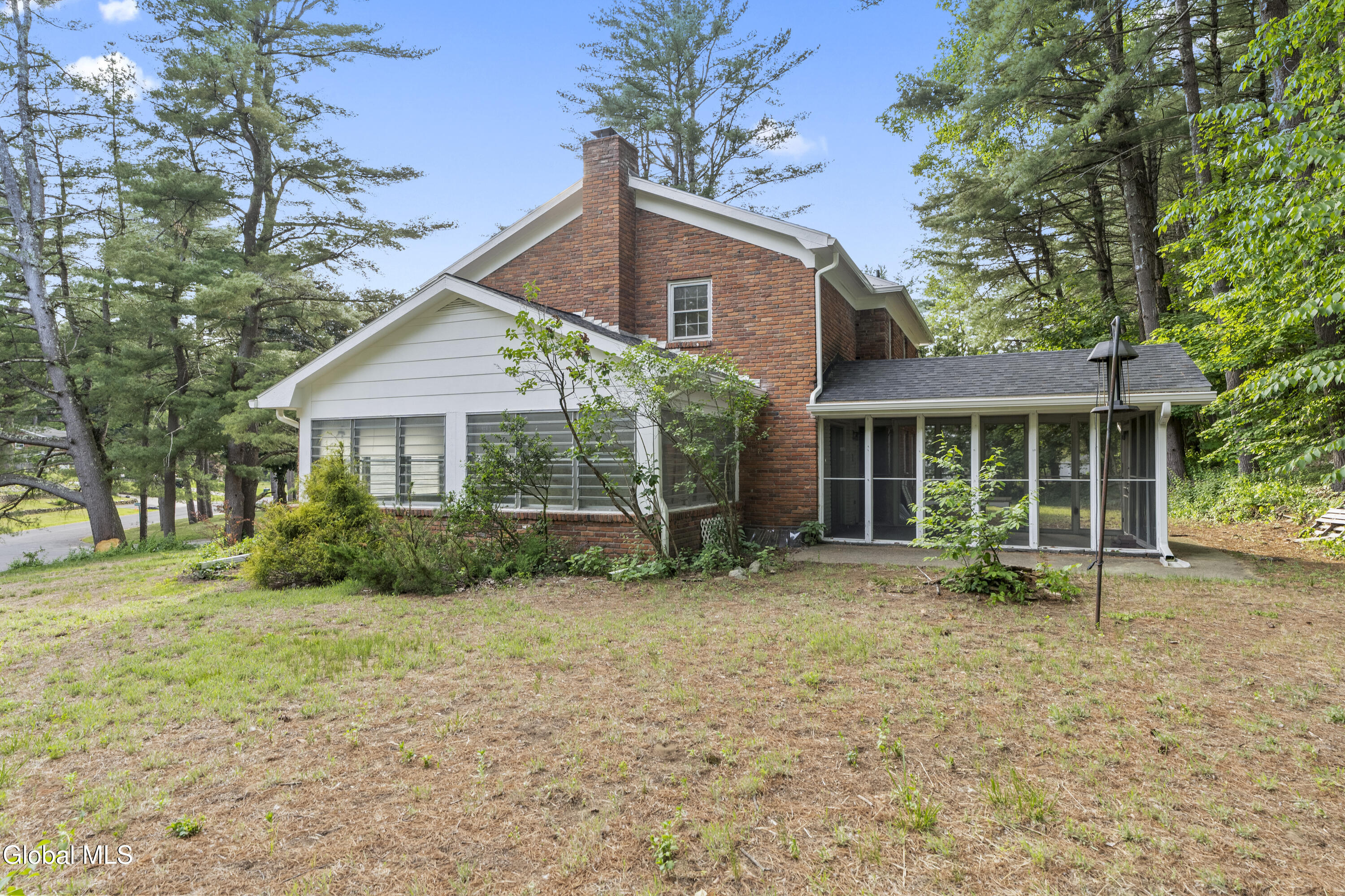 193 Pine Ridge Drive Guilderland, NY 12084 - Photo 16 of 18 DSC07468